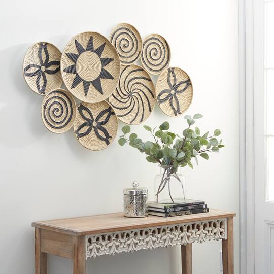 Tan & Black Iron Eclectic Wall Decoration